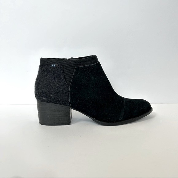 Toms Shoes - Toms Loren stacked heel ankle bootie, black, size 8.5 🖤